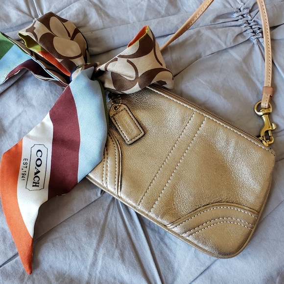 Coach Handbags - COACH🥰AUTHENTIC soft leather wristlet w/scarf Coach Handbags - COACH🥰AUTHENTIC soft leather wristlet w/scarf